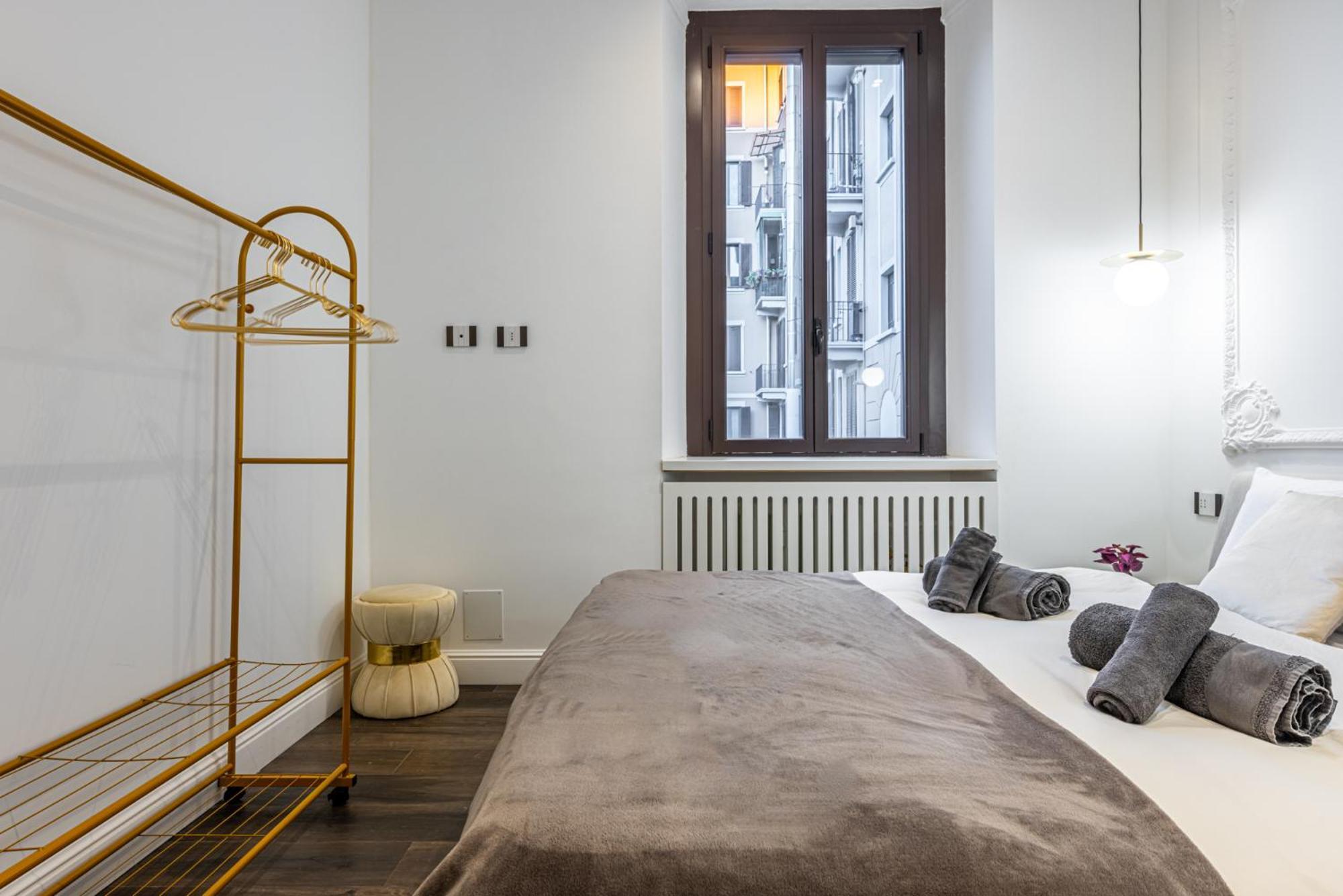Station, Luxury & Modern With Comfort! Apartment