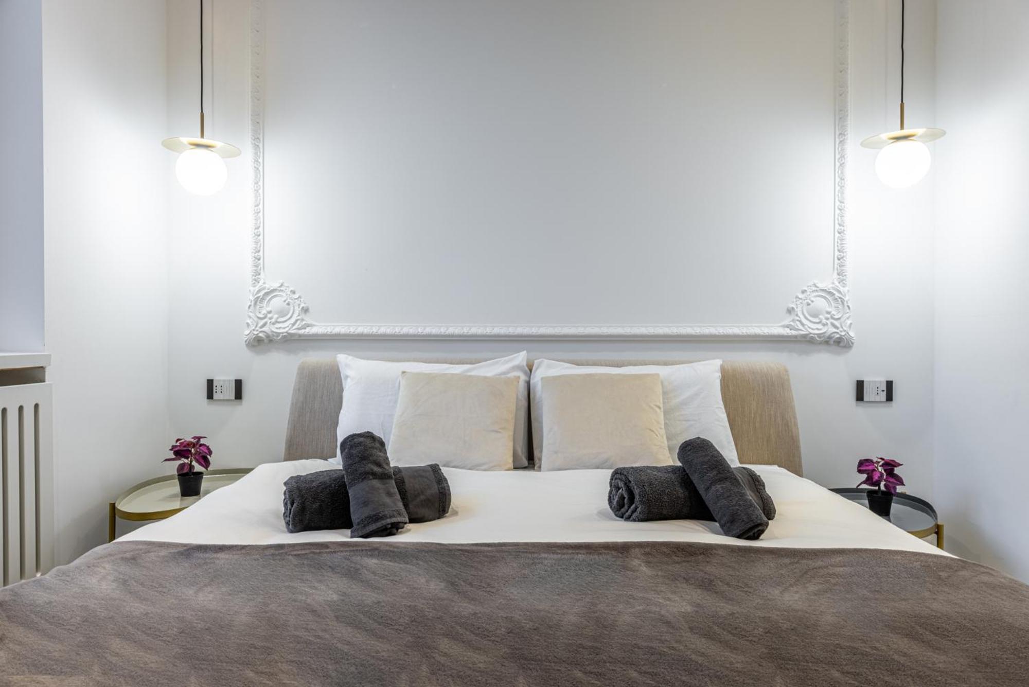 Station, Luxury & Modern With Comfort! Appartamento *