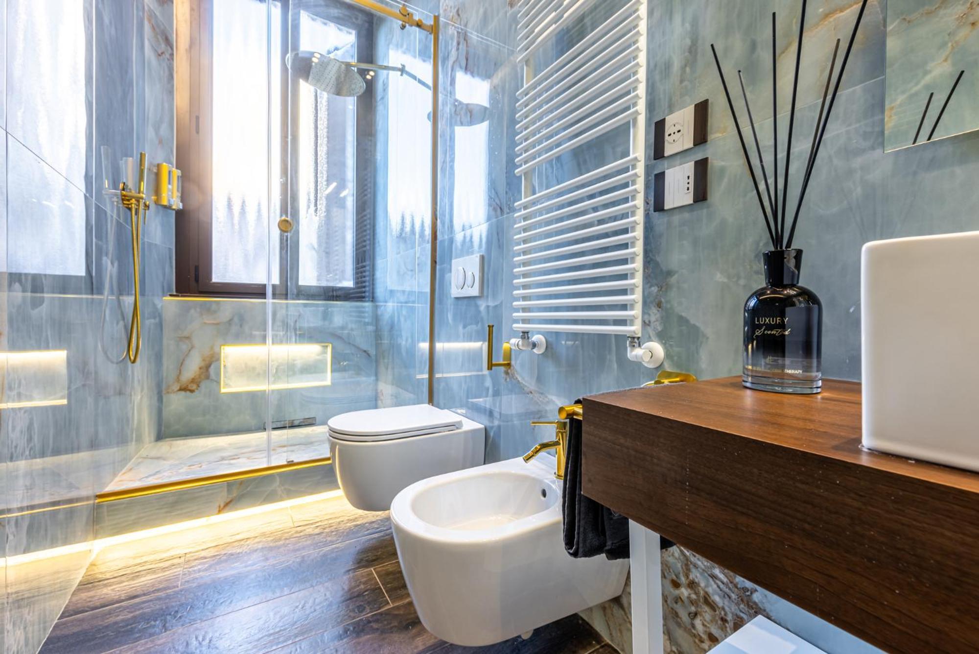 Station, Luxury & Modern With Comfort! * Mailand